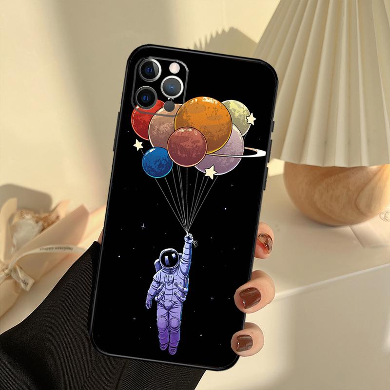 Cartoon Space Astronaut Phone Case For iPhone 15 14 13 12 11 16 17 Pro Max 13 Mini 15 16 Plus 16e 17 Air Cover Funda