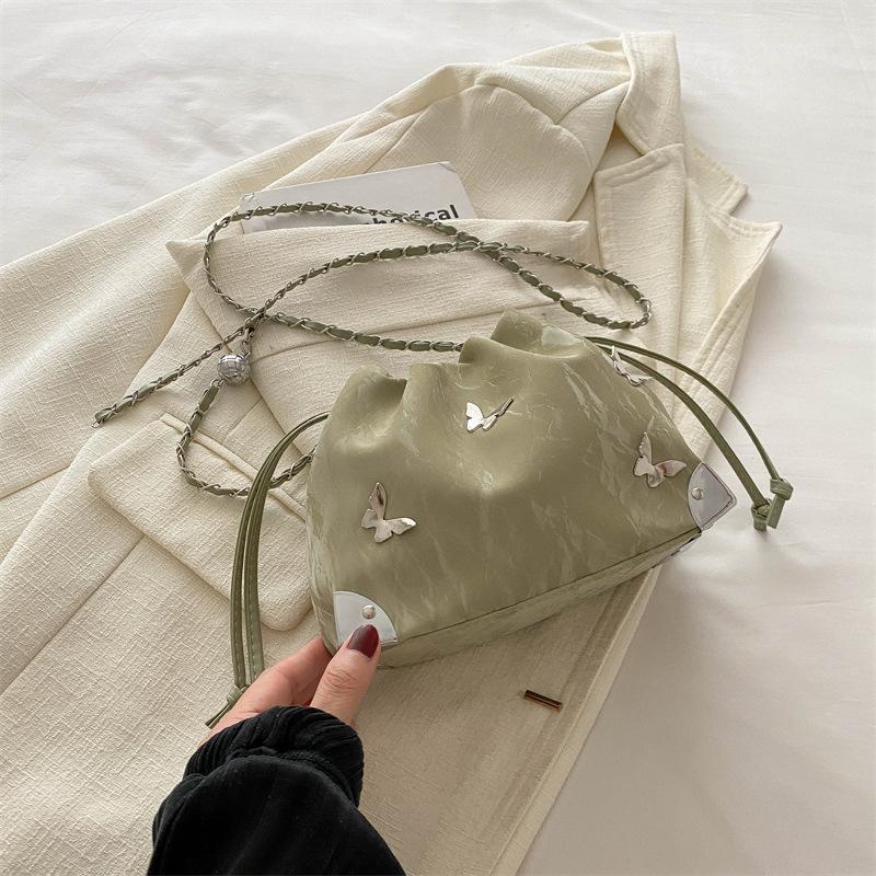 

Летняя сумка женская 2025 модная универсальная сумка через плечо сумка-ведро через цепочку зелёный