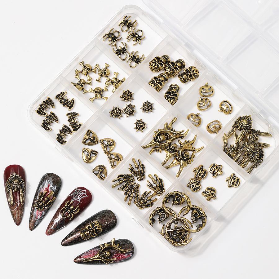 2024 Halloween Nail Art Set: Skull, Ghost, Spider & Bat Decorations