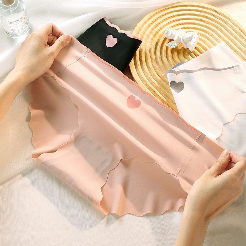 Japanese Wave Edge Heart Ice Silk Mid-Waist Seamless Plus Size Underwear for Women
