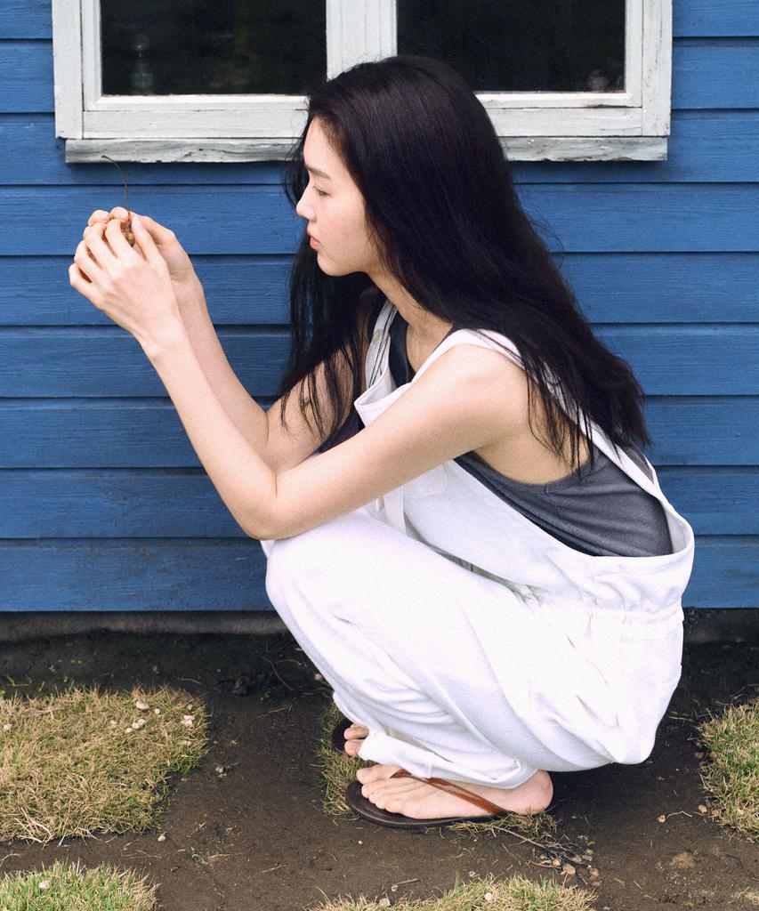 Manggomaenipeullijeu Moco Linen Jumpsuit_Ivory