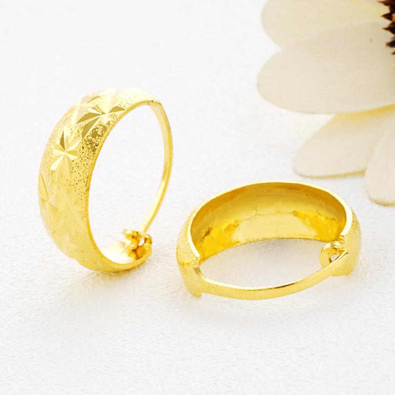 Middle-aged and Elderly Style 24K Gold Earrings That Will Not Fade for A Long Time, Ethnic Style Circle Copper Alloy Ladies Retro Sand Gold Earrings
