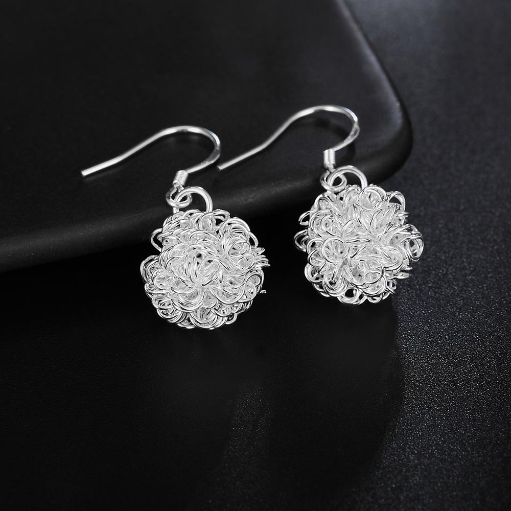925 Sterling Silver Geometric Pattern Piercing Earrings Fashionable Wedding Jewelry