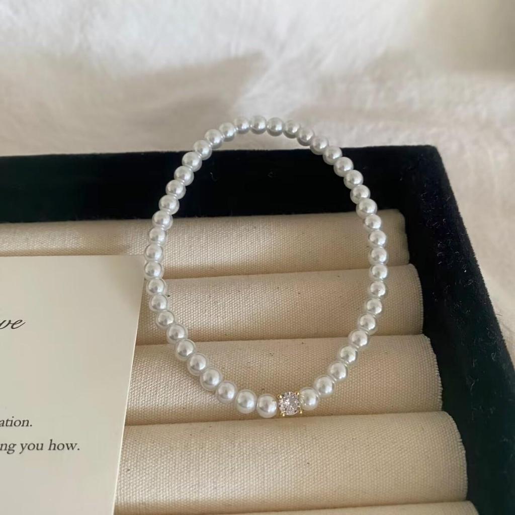 Exquisite French Zircon Pearl Bracelet for Women - Luxurious, Simple, Fashionable, and Versatile Design