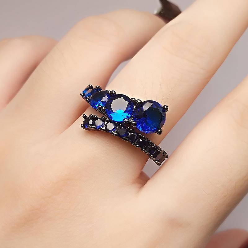

Темное кольцо с имитацией синего бриллианта шпинели, персонализированное кольцо с белым бриллиантом и черным бриллиантом, создающее ощущение высокого класса