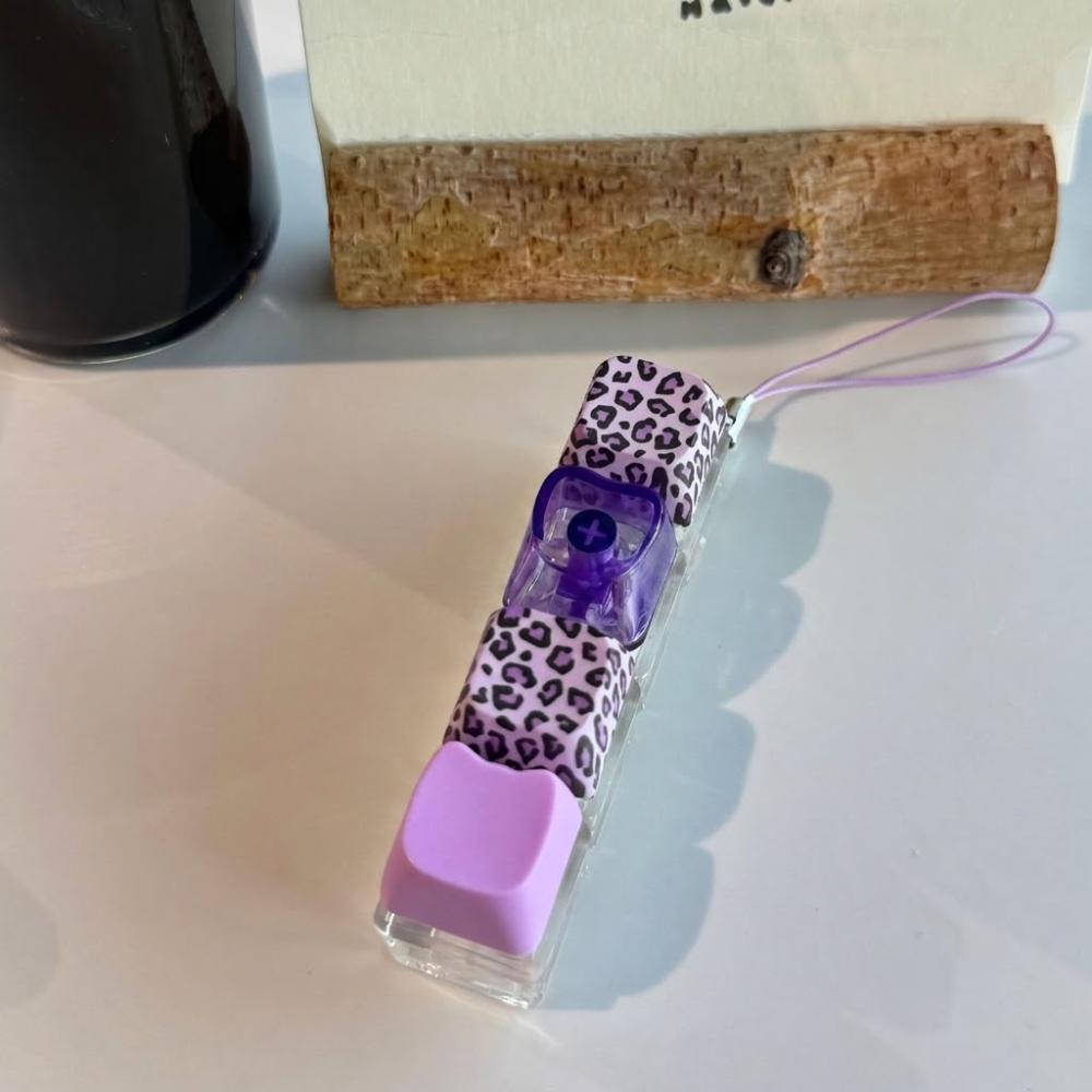 4 Keys Clickable Button Fidget Toy Stress Releasing Keychain  Keyboard Enthusiasts Without lights
