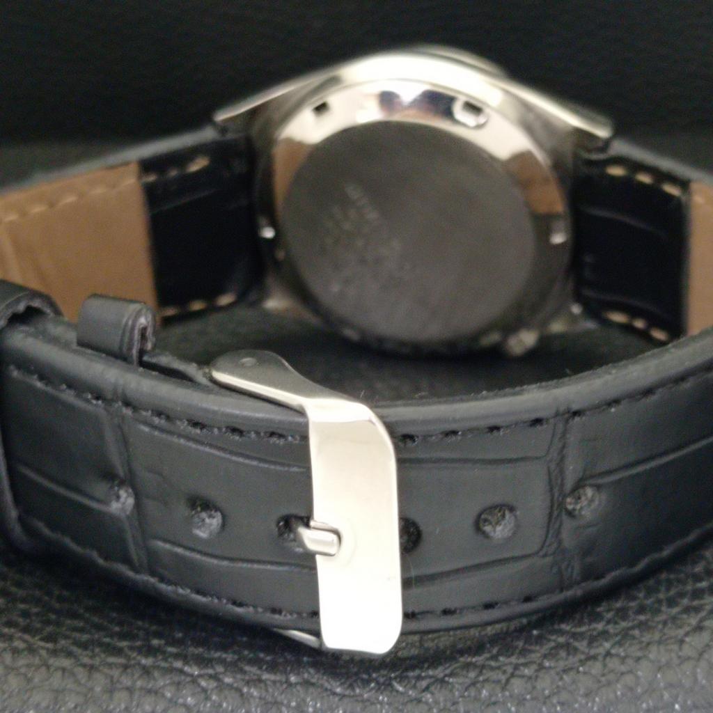 JAPAN VINTAGE CITIZEN AUTOMATIC 8200 MENS BLACK COLOR DIAL WATCH A500267-2 R151b-a500267