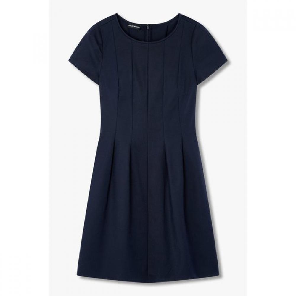 

Emporio Armani Women S Stretch pleatS dreSS A525112509 42