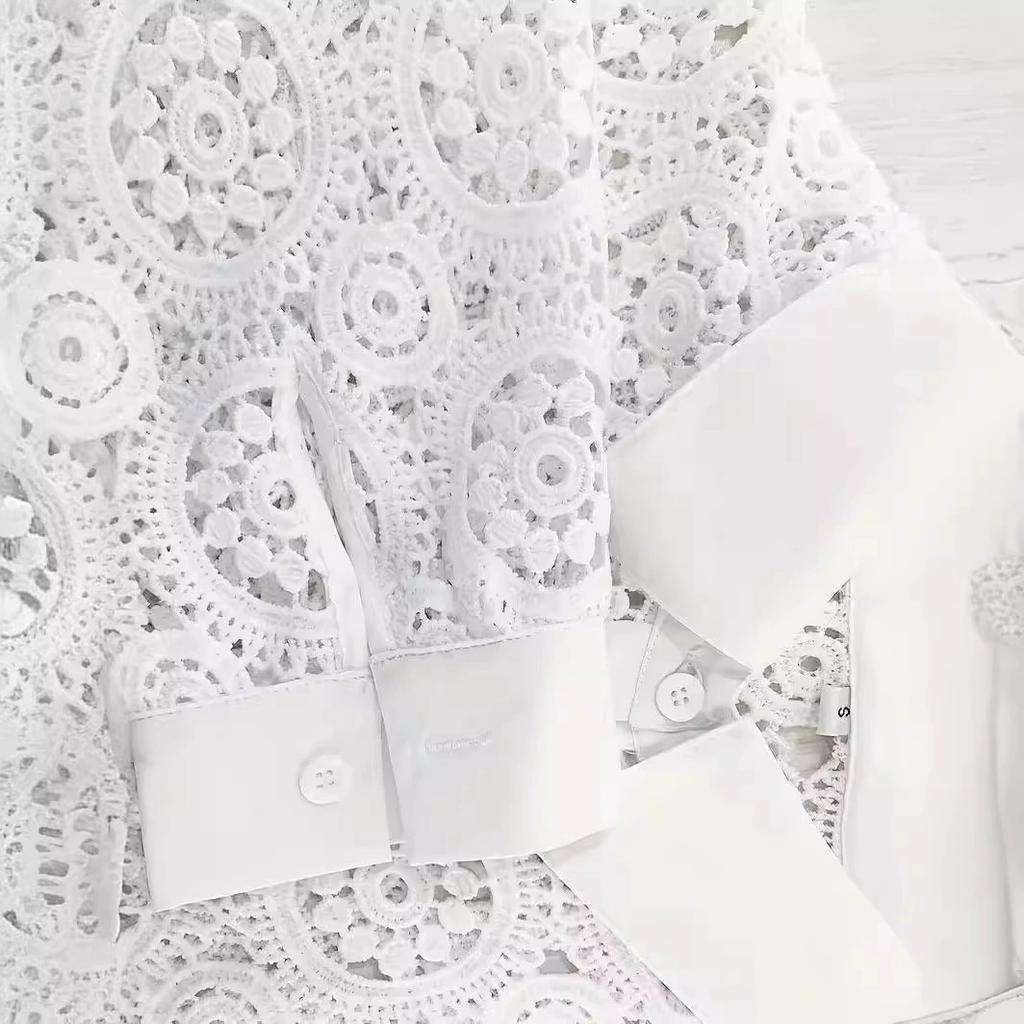 Spring and Summer Hollow V-neck Design, Niche Women's Shirt