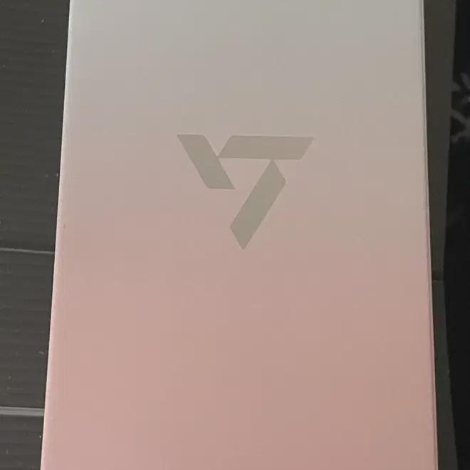 

Семнадцать Карат Род для Продажи