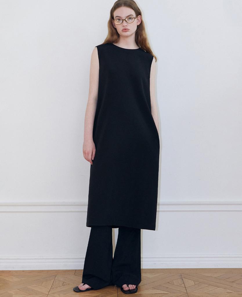 LADY VOLUME Midi Sleeveless Dress (Black)