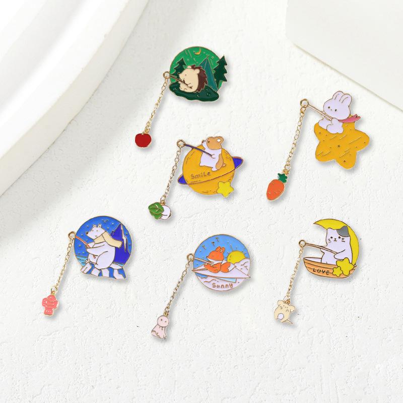 Cartoon Japanese-Style Animal Brooch: Cute Kitten, Rabbit, and Little Fox Metal Badge for Backpack or Clothing Accessory