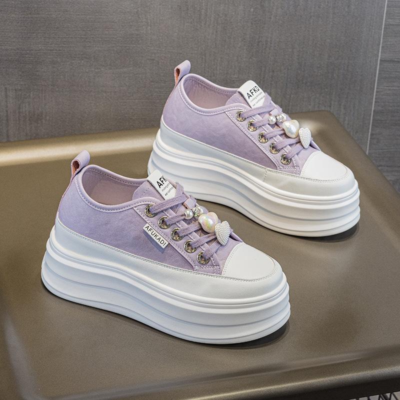 

Inner heightening women s shoes 8CM thick-soled invisible small man spring and summer breathable versatile casual sports board shoes, trendy 39