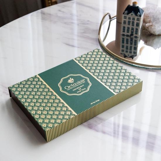 Octavius Sortiertes Tee-Geschenkset - 48 Teebeutel | Valentinstag Tee-Geschenksets | 8 Sortierte Schwarz- und Grüntees | Premium-Geschenkbox | Sortierte Tee-Geschenkbox