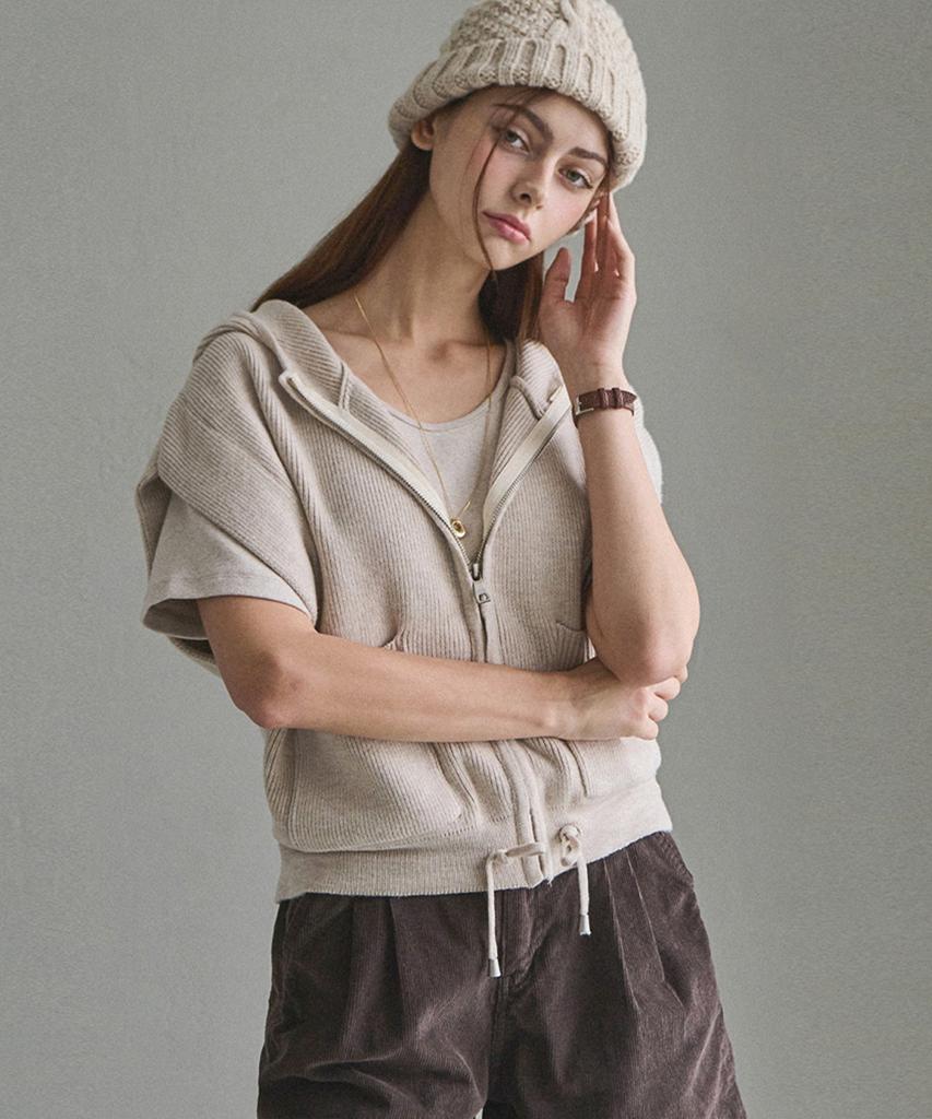 Beullangyu Soft Hazy Knit Hoodie Vest - Beige