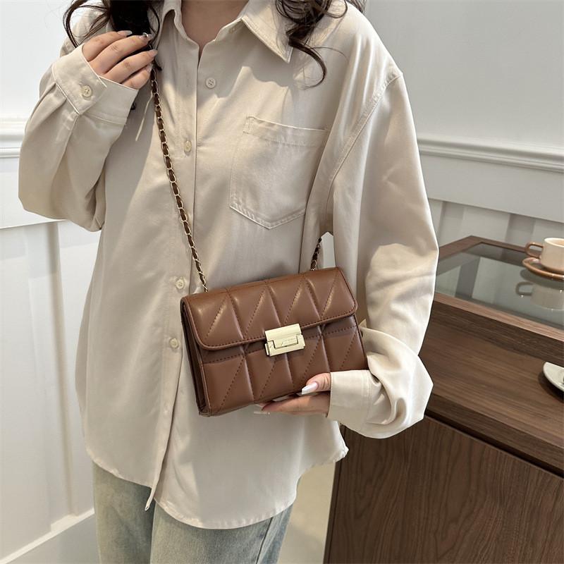 Stylish Spring Collection Women's Casual Shoulder Bag Elegant Small Square Design