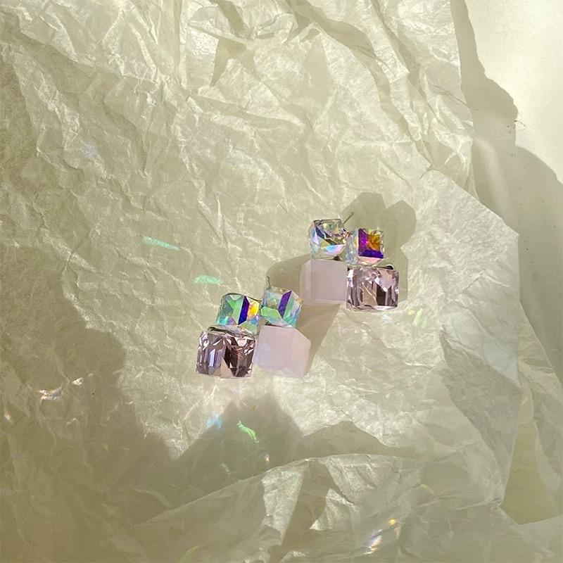 Temperament pink zircon crystal square stud earrings women's silver needles exquisite versatile light luxury high-end earrings earrings