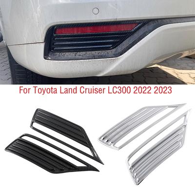2PCS para Toyota Land Cruiser 300 LC300 2022 2023 Carro Traseiro Pára-choques Nevoeiro Luz Lâmpada Guarnição Moldura Tampa Tampa Tampa