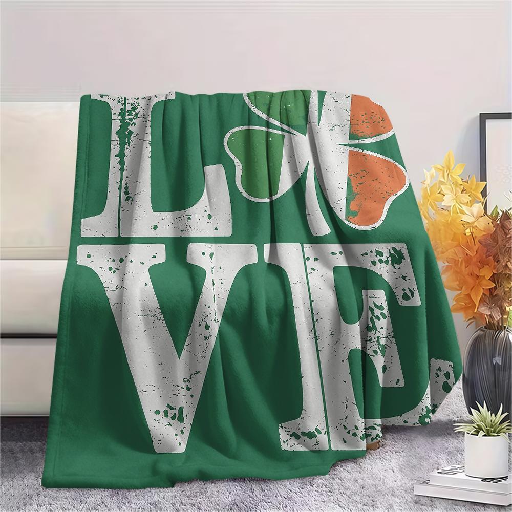 St.Patrick's Day Green clover Print Flannel Blanket,High quality Comfortable for All Seasons,Home Decor,Warmth and Comfort,Perfect for Christmas Gifts