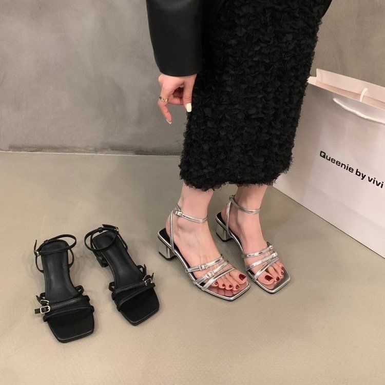 2025 New Summer Temperament Silver Thick Heel Roman Shoes French Medium High Heel One Word with Sandals Fairy Shoes