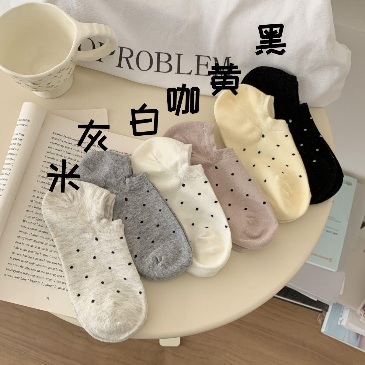 

Ji shallow mouth boat socks cute simple polka dot socks women s summer thin shallow mouth invisible socks One size fits all чорний