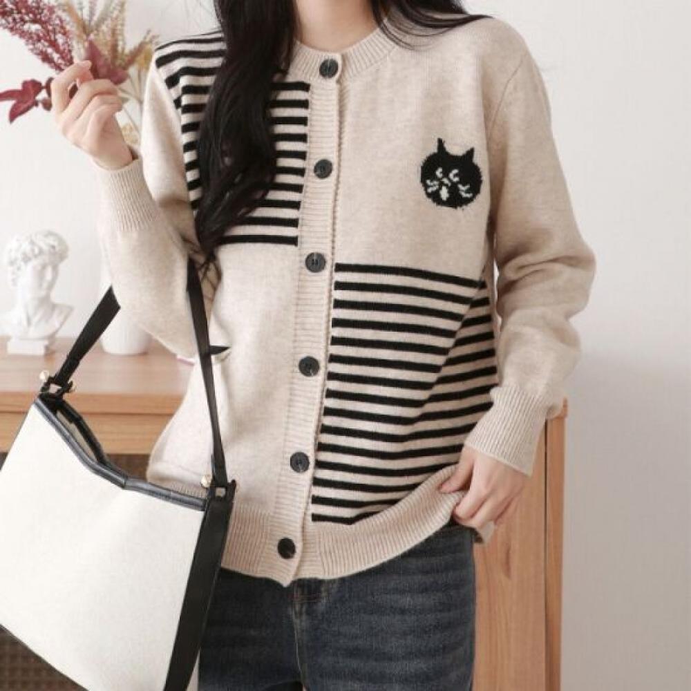 From Heart Women Loose Fit Cat Embroidery Round Cardigan