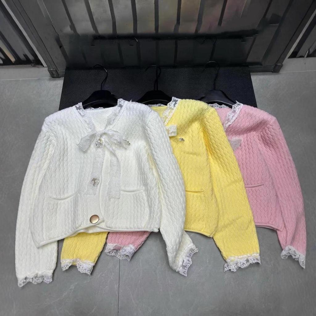 Xiangjia 2025 Winter Lace Butterfly Knit V-Neck Patchwork Cardigan