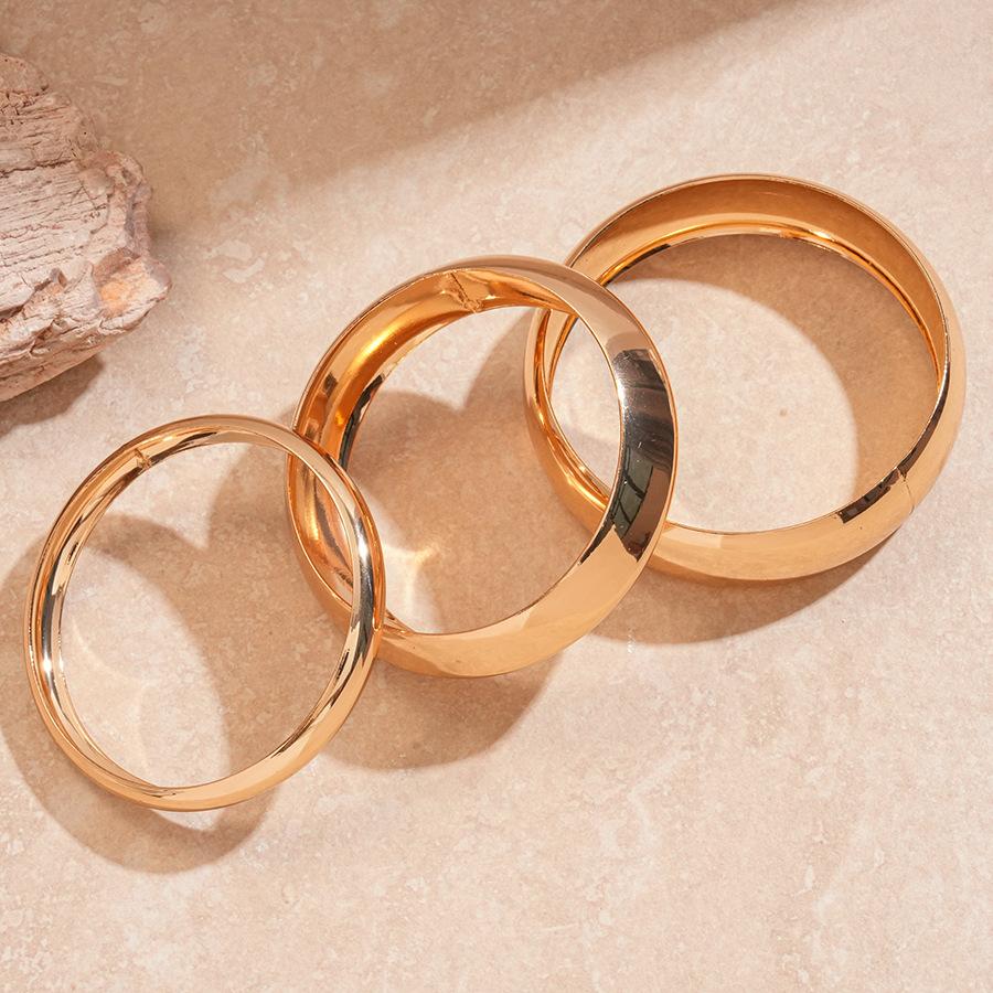 3-piece Set of Heavy Industry Metal Smooth Geometric Circle Bracelet Exaggerated, Simple and Advanced