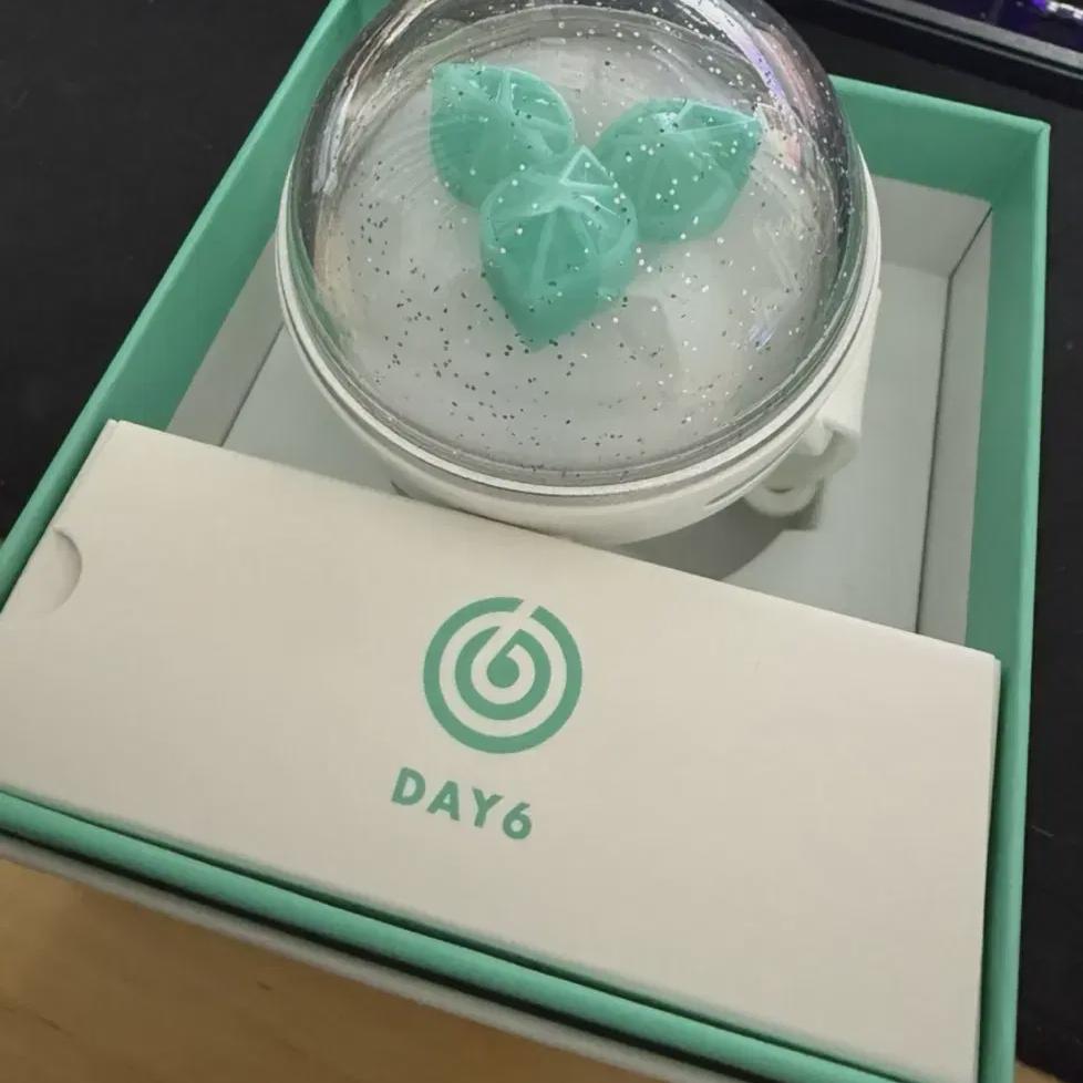 

Day6 Madewatch Лайтстик Вер. 3