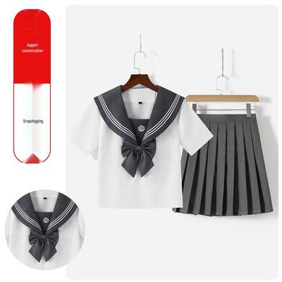 Kostuums en sets – Schooluniformen