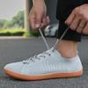 Flache Herrenschuhe Sommer Atmungsaktive Casual Sneakers Für Männer Neue Mesh Bequeme Weiße Wanderschuhe Vulkanisierte Sneakers Schuhe Damen