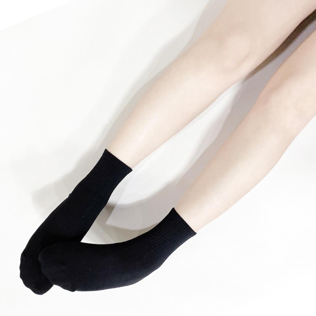 4 Pairs of Thick, Reinforced Sole, Banded, Mid-calf Socks for Men and Women