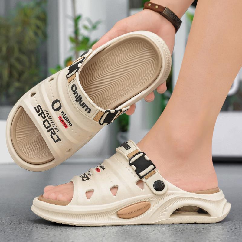 Sandals 2025 summer new fashion trend stepping on shit feeling two wear one-word drag couple travel wading beach shoes