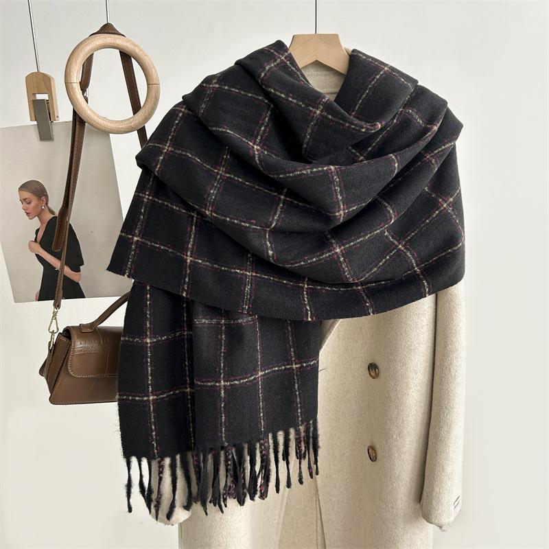 Versatile Imitation Cashmere Tassel Soft And Sticky Plaid Scarf For Women'S Winter Luxury New Fashionable Thickened Warm Shawl