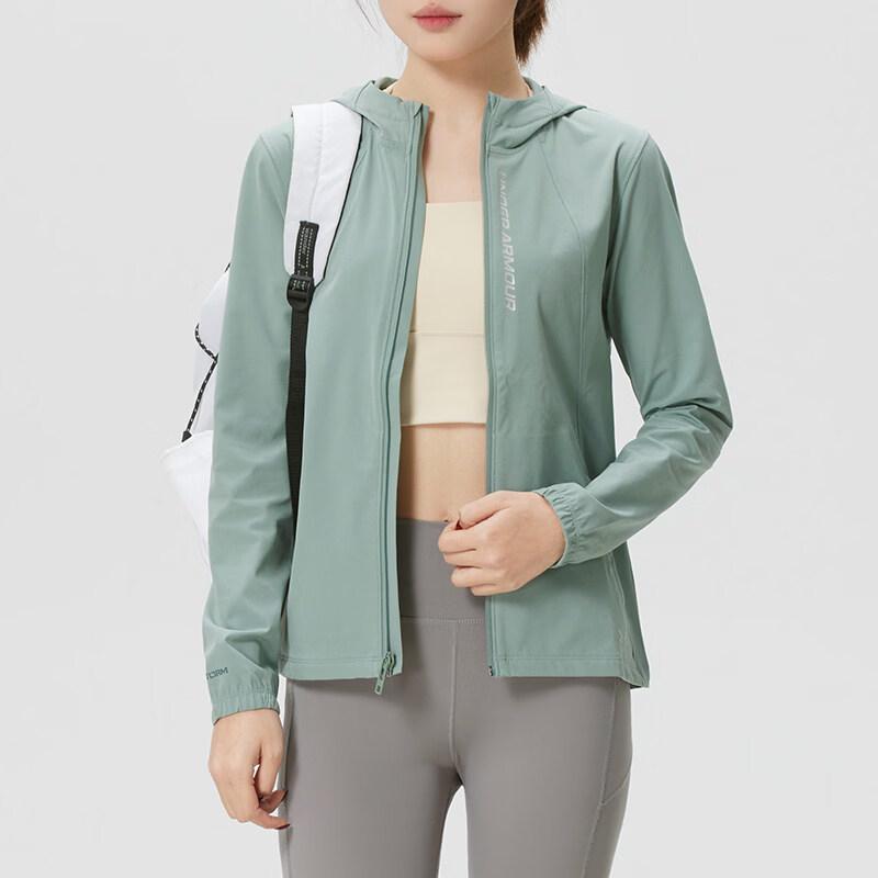 

Under Armour Women s Spring/Fall Hooded Sport Jacket S
