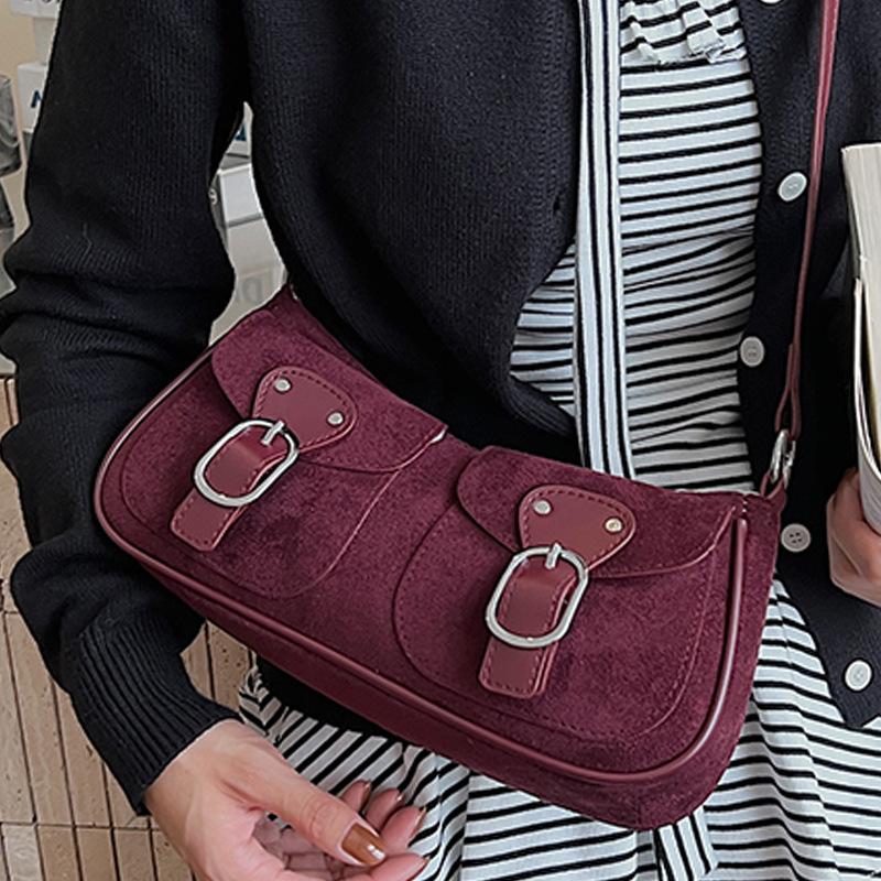 2025 Autumn New Retro Underarm Bag Women's Bag Foreign Style Fashionable High Value Crescent Bag Shoulder Bag Women