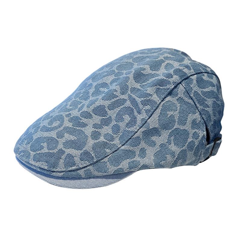 American retro new leopard print forward hat female spring and summer niche anti-wear beret show face small painter hat