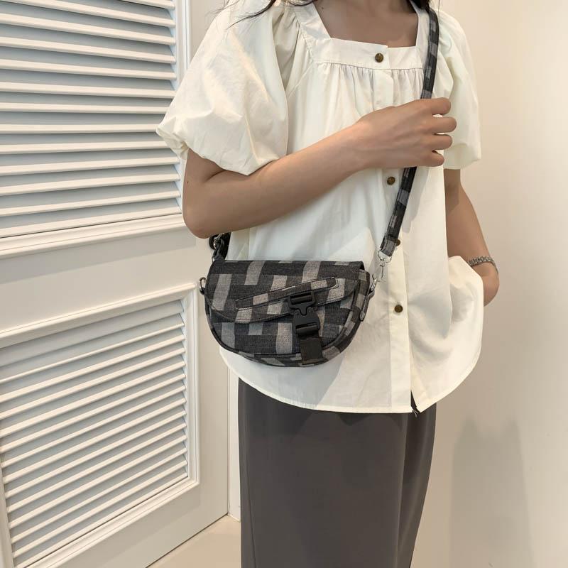Spring/Summer New American Retro Saddle Bag Crossbody Bag Chest Bag Unisex Denim Fabric Sports