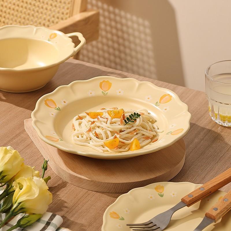 Unterglasurfarbiges Milchgelb Tulpe Geschirr Blume Klein Frisch Keramikschale Salatschüssel Dessertteller Zweiohrschale