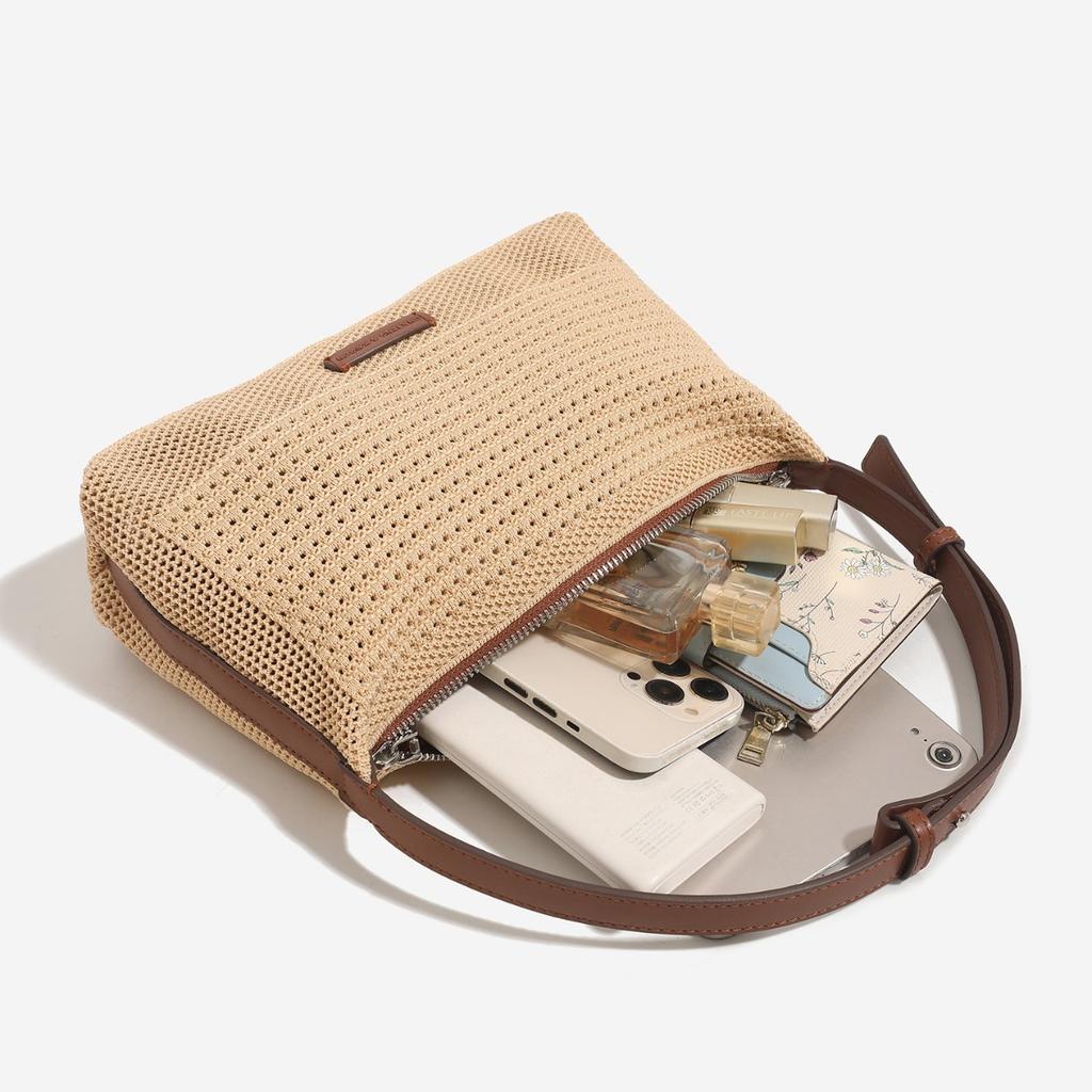 Unique design woven hobo underarm bag for women, 2025 summer new model, resort style, lightweight commuter shoulder and crossbody bag