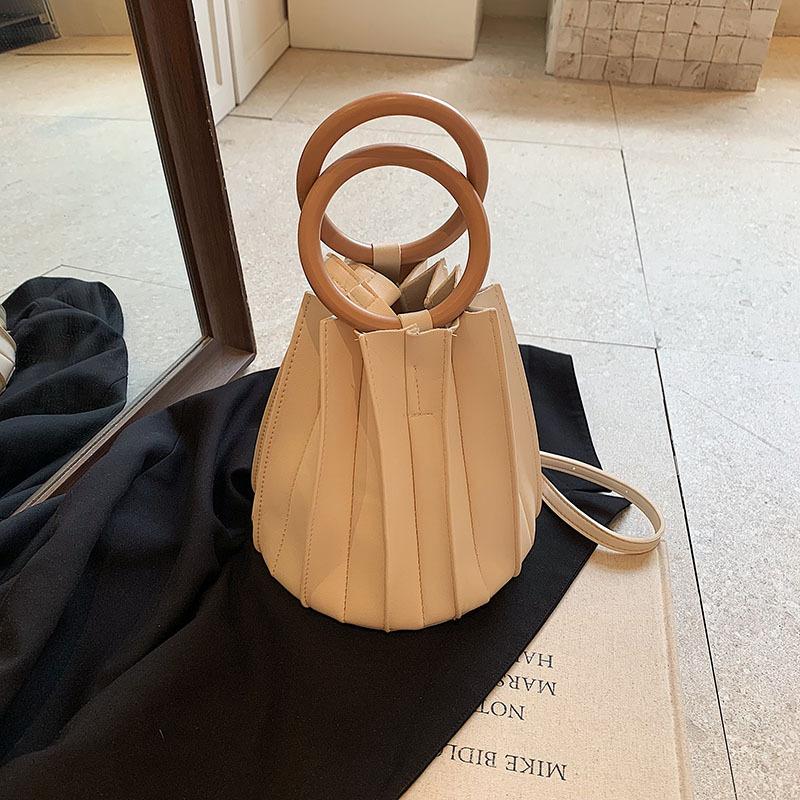 

Летняя повседневная плиссированная сумка, наплечная сумка, сумка для мобильного телефона, простая плиссированная модная женская сумка, сумка-мессенджер, сумка-ведро коричневый