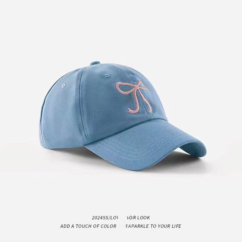 Women's Versatile Duckbill Hat: Stylish, Deep-Crown Design for a Slimmer Face. Sun Protection, Quick-Dry, Perfect for Spring & Autumn.