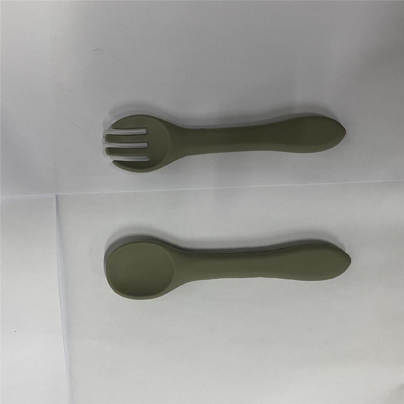 Silicone Baby Tableware Set: Bowl, Fork, Spoon, Plate with Suction Cup
