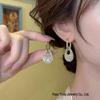 Exquisite Women's Geometric Diamond Ear Cuffs: High-End Two-Way Hollow Design Earrings