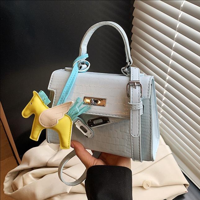Hand Bag Women's New Fashion Casual Shoulder Bag Messenger Bag