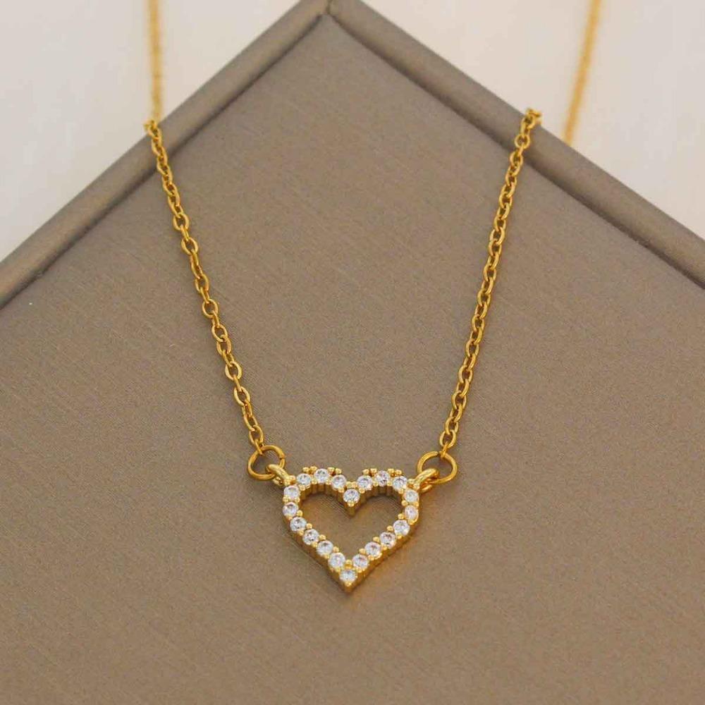 Necklace Women Do Not Fade Summer Small Cute Temperament Titanium Steel Necklace Versatile High-end Jewelry Simple Collarbone Chain