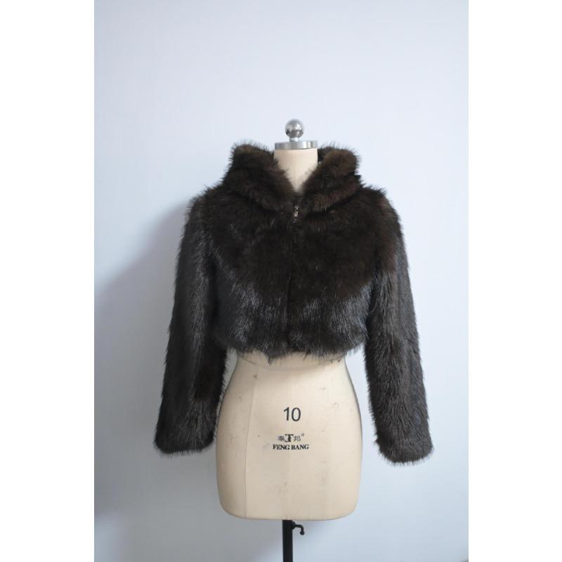 Imitation Fur Coat Autumn Winter Fashion Women's New Short Fur Coat Small Hooded White Coat