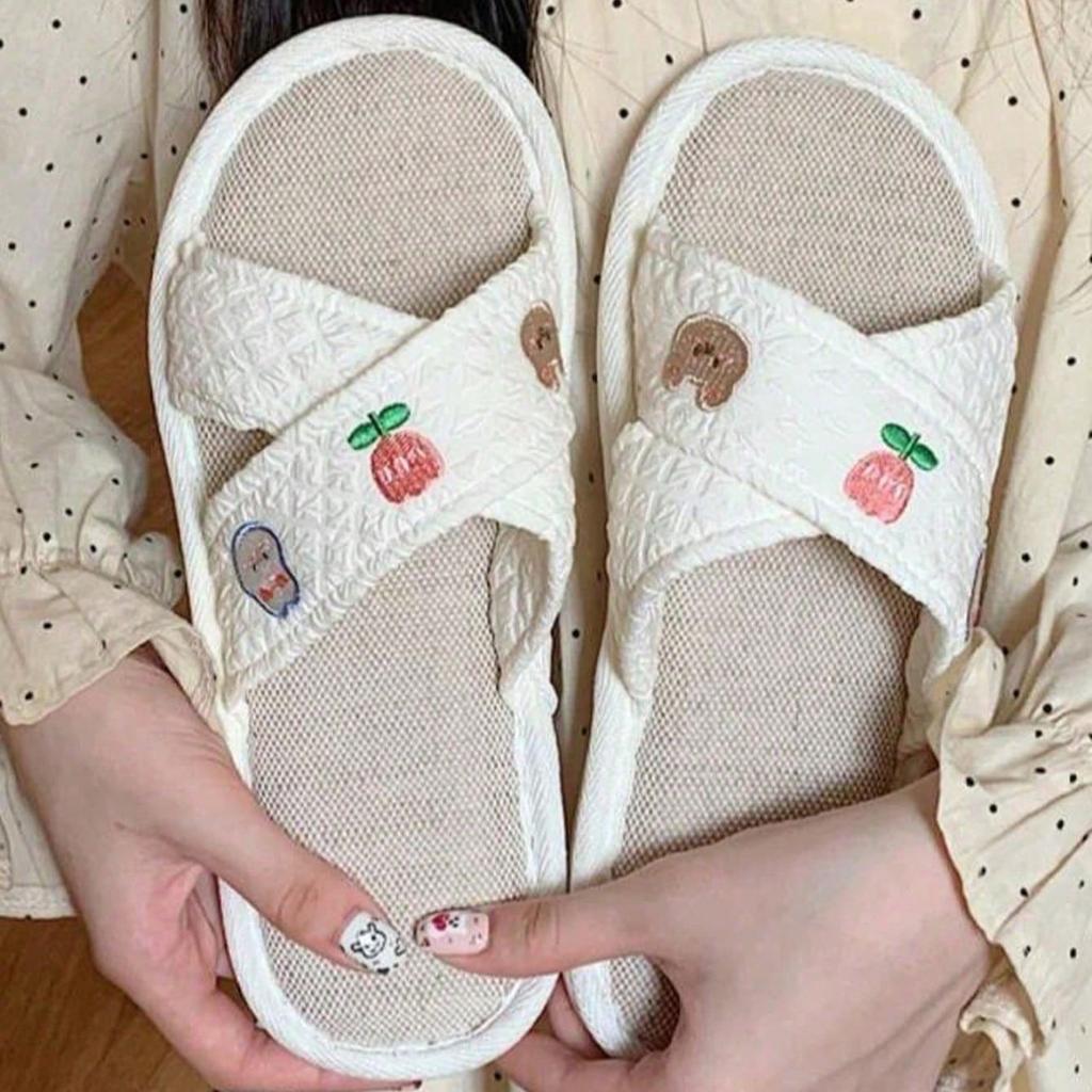 Fashion Women Home Slippers beige casual cute floral bear and rabbit pattern design Fashion Soft Comfy Indoor Non-slip Light Female New