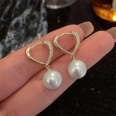 Leichter Luxus High-End Perlenohrringe, Liebes-Inlay Zirkonium Ohrstecker, Promi-Party Ohrringe für Frauen