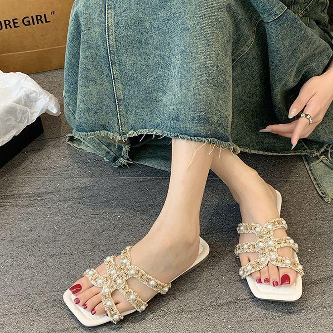Soft bottom fairy style versatile pearl beach sandals 2025 summer new Xiaoxiangfeng flat bottom slippers female outer wear
